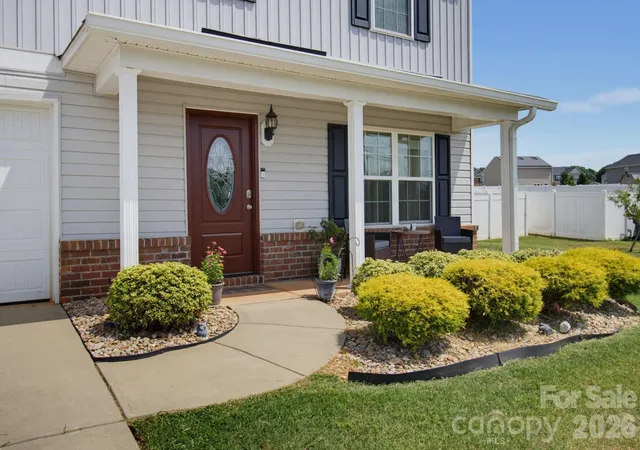 Photo 3 of Single family home for sale at 660 Tyro Rd, Lexington, NC 27295 | MLS# 4395583 | Listing updated on 2026-08-17