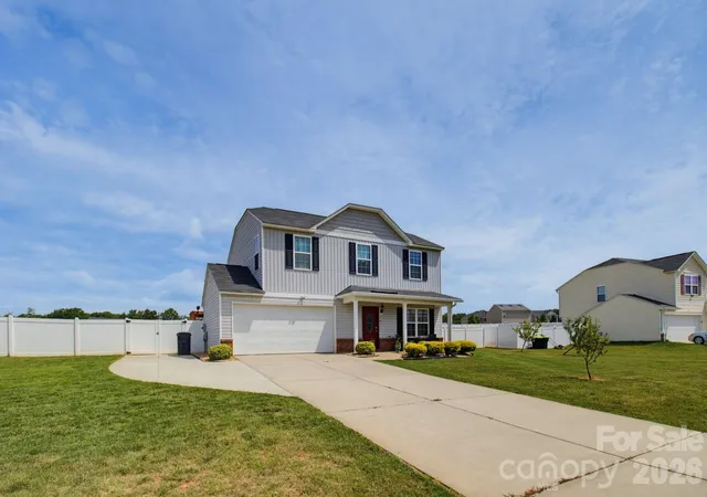 Photo 2 of Single family home for sale at 660 Tyro Rd, Lexington, NC 27295 | MLS# 4395583 | Listing updated on 2026-08-17