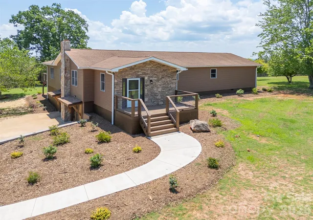 3rd image of 5732 S Nc 9 Hwy, Tryon, NC 28782 | MLS# 4395591
