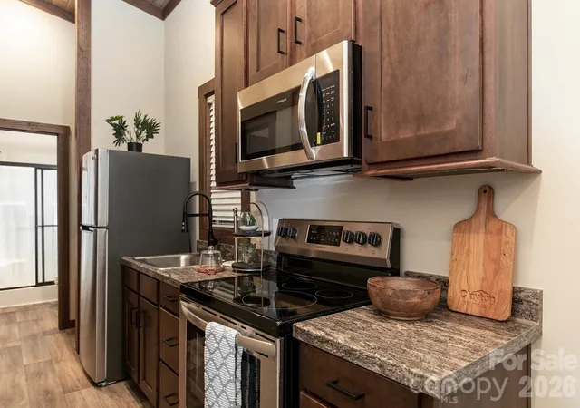 Photo 3 of Single family home for sale at #132 Blue Hl Pkwy, Marion, NC 28752 | MLS# 4395618 | Listing updated on 2026-08-03