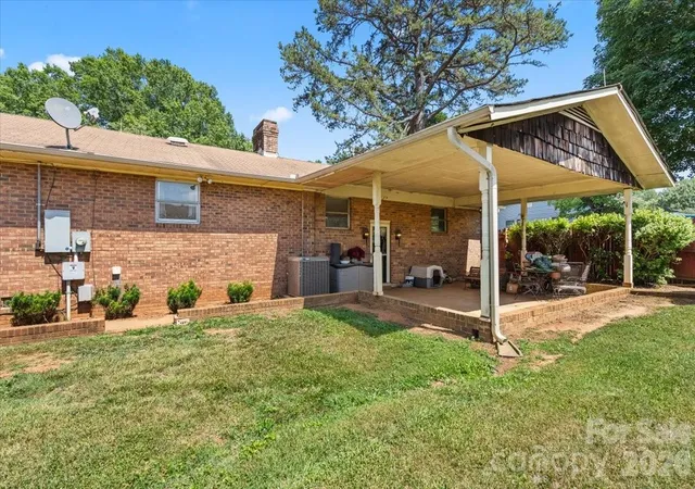 2nd image of 521 W Stokes St, China Grove, NC 28023 | MLS# 4395634