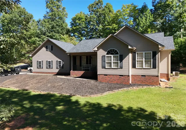 Single family home for sale at 1395 Robinhood Dr, Morganton, NC 28655 | MLS# 4395636