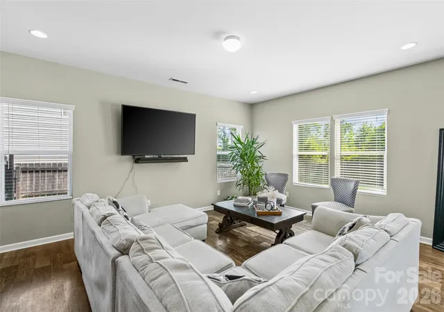 4th image of 944 Von Buren Blvd, Rock Hill, SC 29730 | MLS# 4395648
