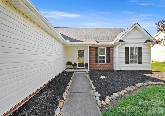 Photo 2 of Single family home for sale at 2613 Parkwest Dr #7, Albemarle, NC 28001 | MLS# 4395657 | Listing updated on 2026-09-21