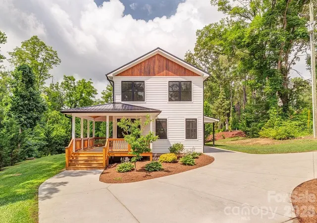 1st image of 18 Wildwood Park Dr, Weaverville, NC 28787 | MLS# 4395669