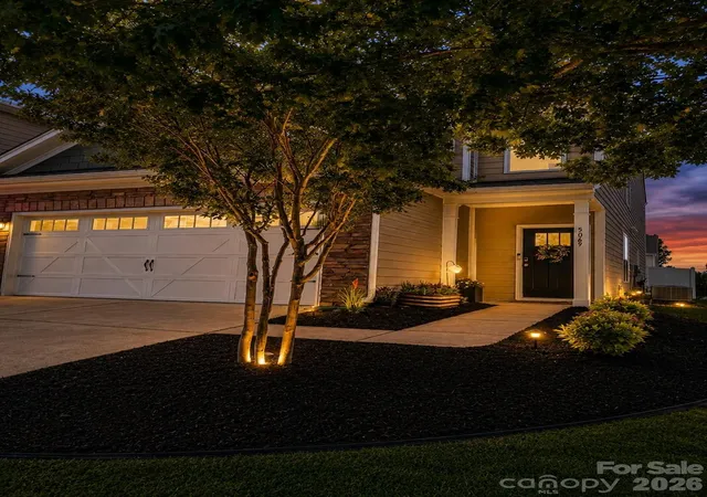 Homes for sale in Lancaster, SC | 5069 Gribble Ln, Lancaster, SC 29720 | MLS# 4395688