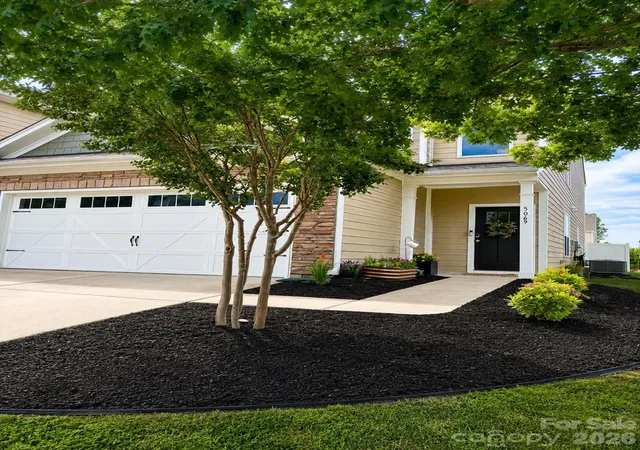 Homes for sale in Lancaster, SC | 5069 Gribble Ln, Lancaster, SC 29720 | MLS# 4395688
