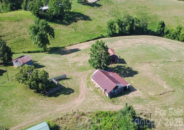 Photo 3 of Sale Pending at 1779 Round Hl Church Rd, Traphill, NC 28685 | MLS# 4395711 | Listing updated on 2026-08-21