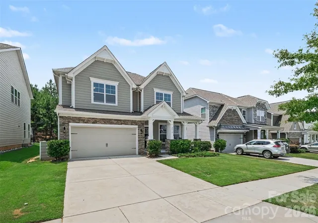 Homes for sale in Waxhaw, NC | 2010 Burton Point Ct, Waxhaw, NC 28173 | MLS# 4395731