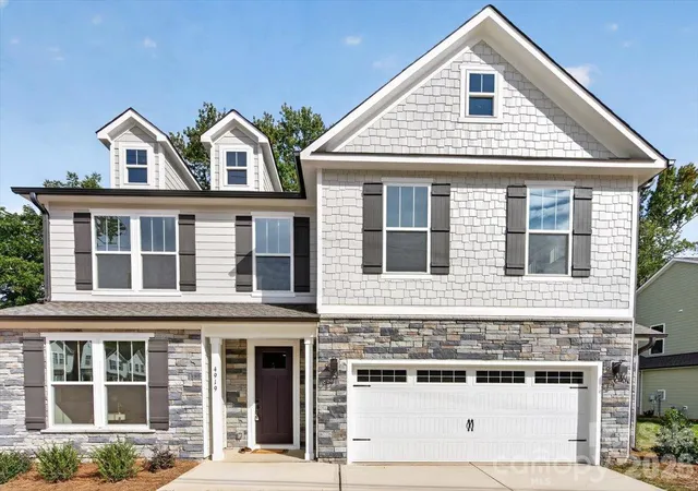 Single family home for sale at 4919 Potter Rd, Matthews, NC 28104 | MLS# 4395738