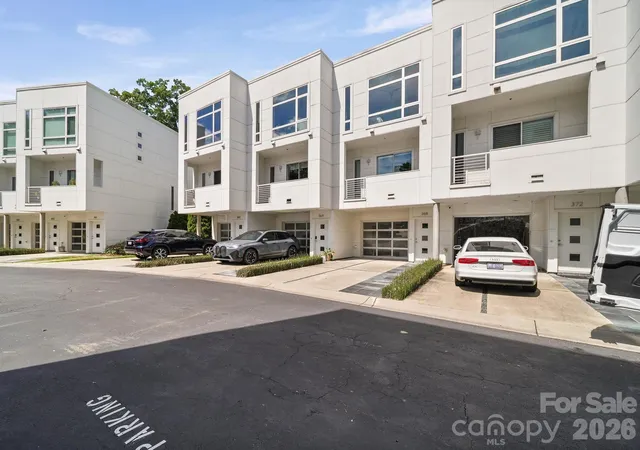 image of 368 Viburnum Way Ct, Charlotte, NC 28208 | MLS# 4395776