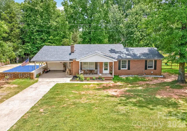 1st image of 2446 Wood Rd, York, SC 29745 | MLS# 4395784
