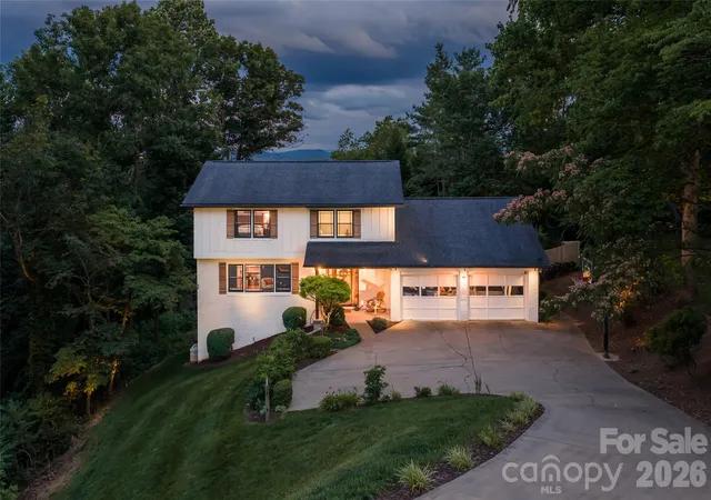 1st image of 24 Audubon Dr, Asheville, NC 28804 | MLS# 4395786