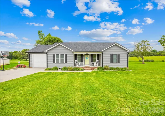 Photo 3 of Single family home for sale at 2251 Rock Dam Rd, Lincolnton, NC 28092 | MLS# 4395799 | Listing updated on 2026-09-19