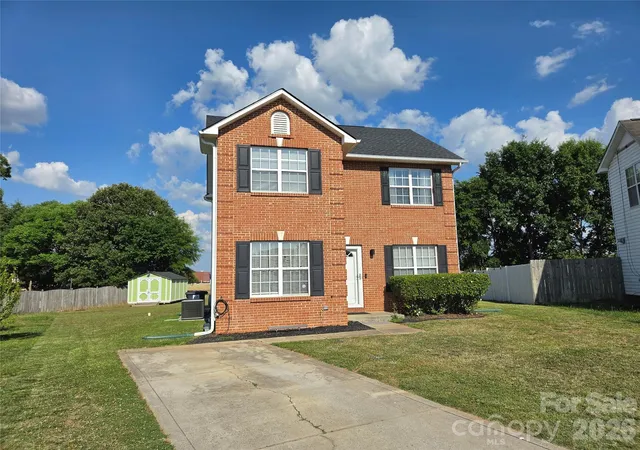 2nd image of 5802 Autumn Trace Ln, Indian Trail, NC 28079 | MLS# 4395801