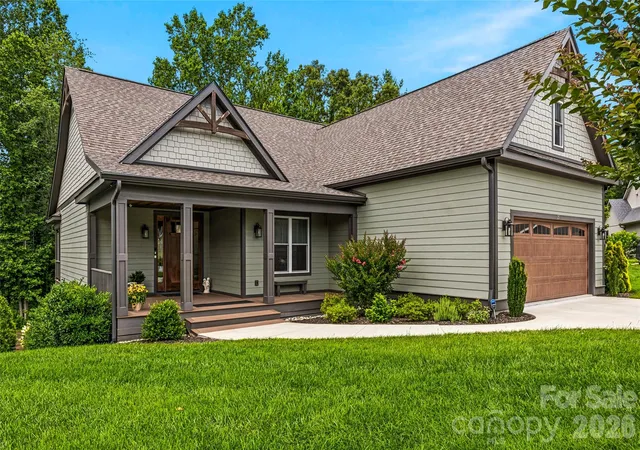 2nd image of 25 E Williams Meadow Ct, Hendersonville, NC 28739 | MLS# 4395811
