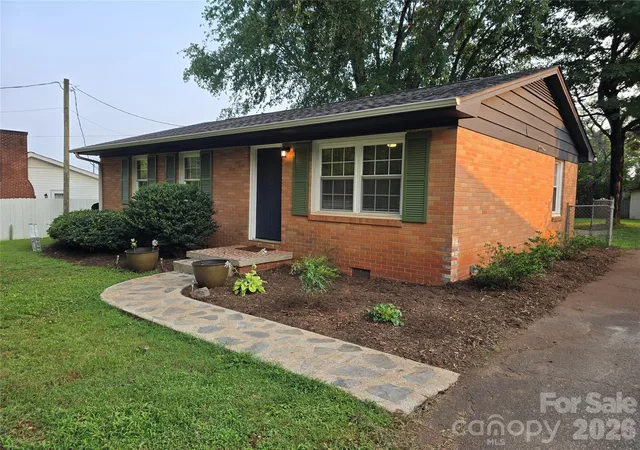 Photo 2 of Single family home for sale at 127 Northview Dorsey St, Rutherfordton, NC 28139 | MLS# 4395819 | Listing updated on 2026-09-05