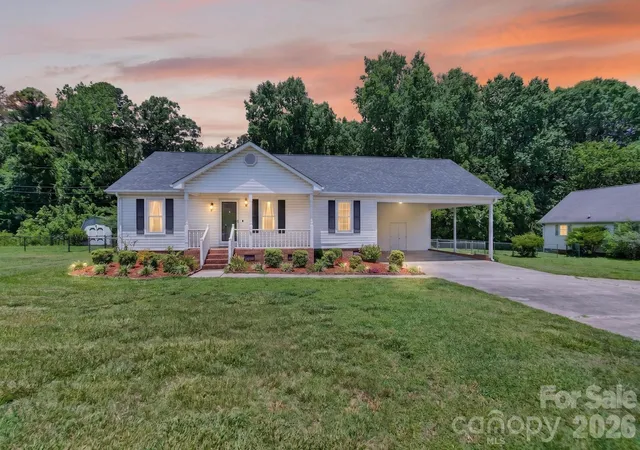 Photo 2 of Single family home for sale at 127 Old Airport Rd #4, Concord, NC 28025 | MLS# 4395828 | Listing updated on 2026-09-20