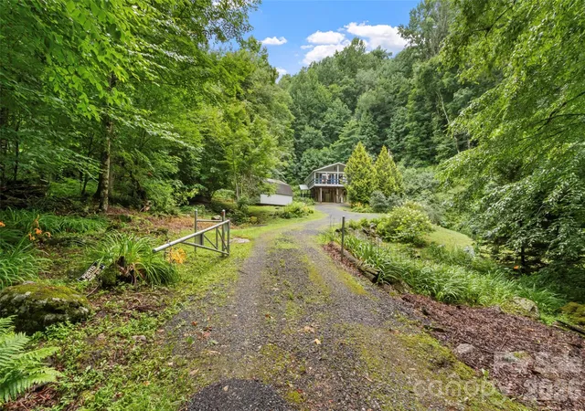 Homes for sale in Bakersville, NC | 1210 Blevins Branch Rd, Bakersville, NC 28705 | MLS# 4395835