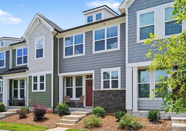 Homes for sale in Belmont, NC | 1530 Cedar Tree Dr, Belmont, NC 28012 | MLS# 4395875