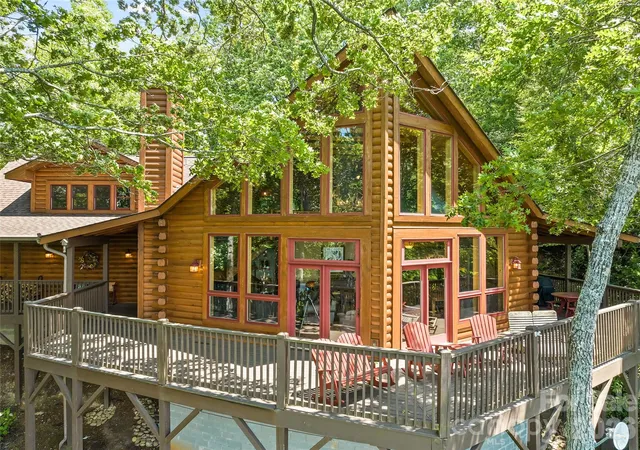 Photo 4 of Sale Pending at 207 Walela Trl, Maggie Valley, NC 28751 | MLS# 4395883 | Listing updated on 2026-06-29