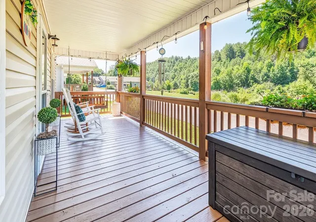 Homes for sale in Mars Hill, NC | 40 Quinn Hill Ln, Mars Hill, NC 28754 | MLS# 4395891