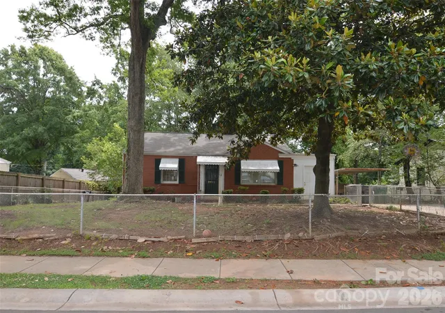 Photo 3 of Single family home for sale at 2111 Dickens Ave, Charlotte, NC 28208 | MLS# 4395909 | Listing updated on 2026-07-18