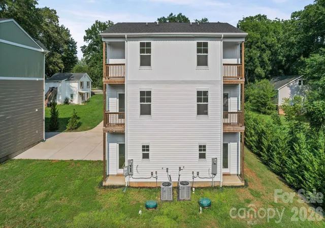2nd image of 511 N Hill St #A and B, Dallas, NC 28034 | MLS# 4395911