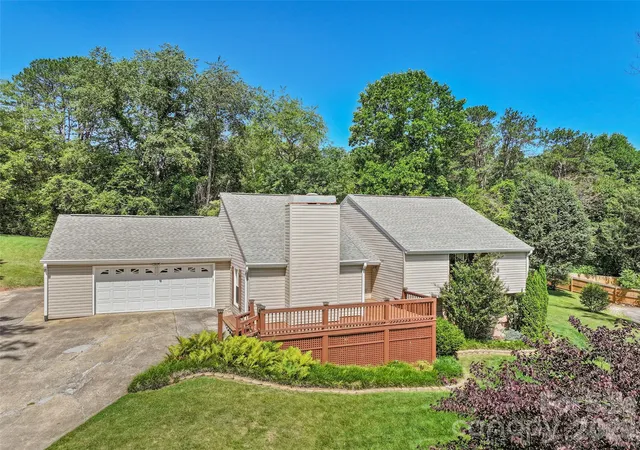 1st image of 519 Nellie John Dr, Clyde, NC 28721 | MLS# 4395916