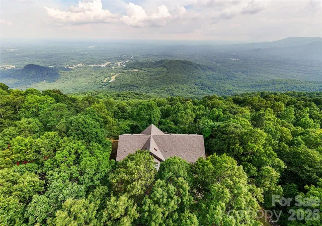 5th image of 386 Arrowhead Trl, Columbus, NC 28722 | MLS# 4395929