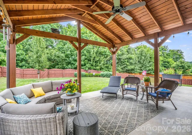 2nd image of 8 Mallard Run Dr, Arden, NC 28704 | MLS# 4395939
