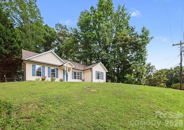 Homes for sale in Mount Holly, NC | 116 Julia St, Mount Holly, NC 28120 | MLS# 4395942