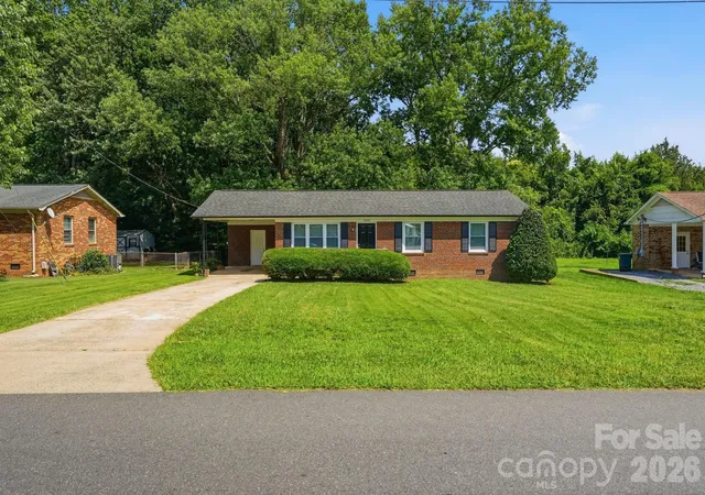 Homes for sale in Bessemer City, NC | 5008 Sea Oates Ln, Bessemer City, NC 28016 | MLS# 4395975