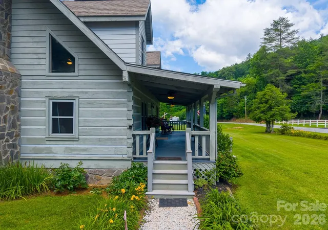 Homes for sale in Sylva, NC | 538 East Fork Rd, Sylva, NC 28779 | MLS# 4395980