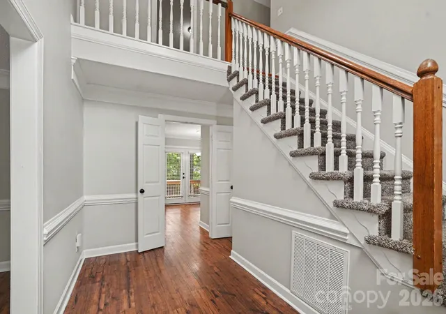 Photo 2 of Single family home for sale at 9604 Newby Ln, Matthews, NC 28105 | MLS# 4395981 | Listing updated on 2026-09-23