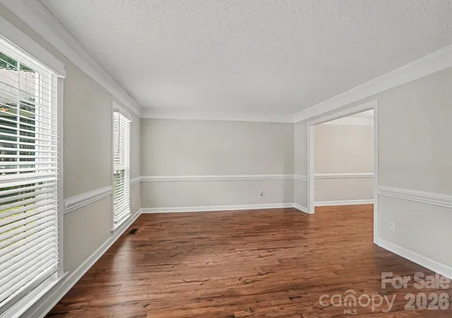 Photo 3 of Single family home for sale at 9604 Newby Ln, Matthews, NC 28105 | MLS# 4395981 | Listing updated on 2026-09-23