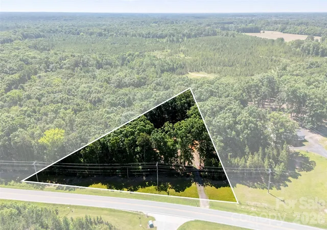 Homes for sale in Indian Trail, NC | 6724 Mill Grove Rd, Indian Trail, NC 28079 | MLS# 4396018