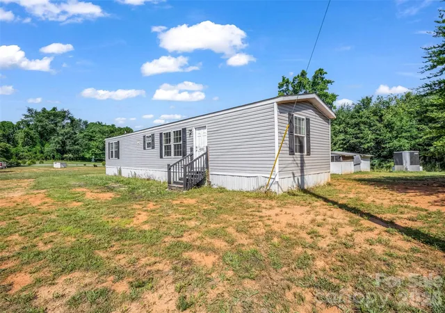 5th image of 4252 Big Island Rd, Rutherfordton, NC 28139 | MLS# 4396038