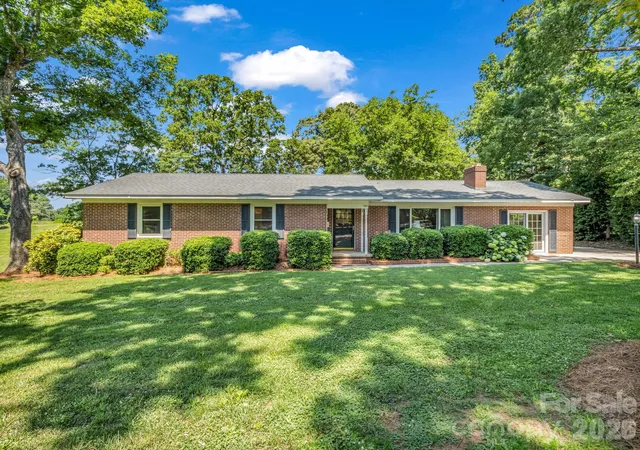 2nd image of 184 Edwards St, Rutherfordton, NC 28139 | MLS# 4396063