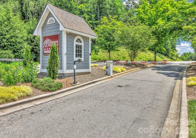 27th image of 2601 Sagamore Ln, Asheville, NC 28806 | MLS# 4396066
