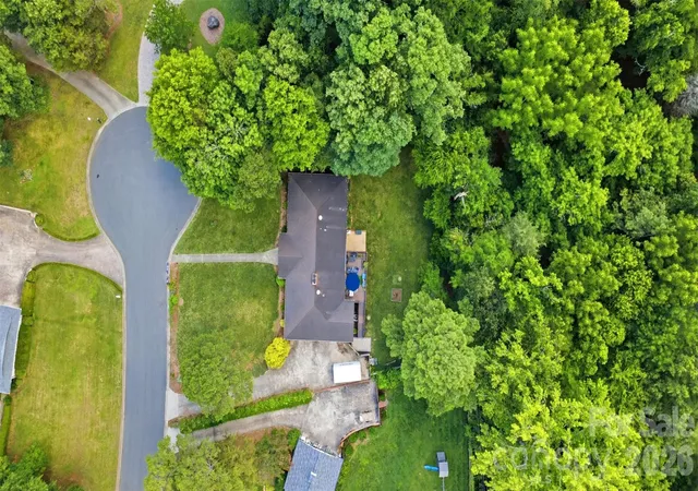 Single family home for sale at 2620 Lynbridge Dr, Charlotte, NC 28226 | MLS# 4396076