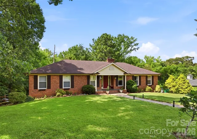 1st image of 2620 Lynbridge Dr, Charlotte, NC 28226 | MLS# 4396076