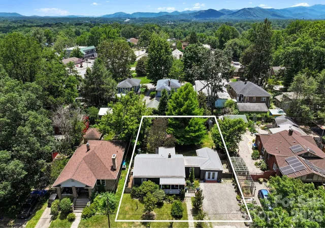 Homes for sale in Asheville, NC | 10 Eola Ave, Asheville, NC 28806 | MLS# 4396087