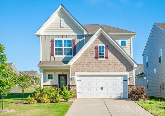 Photo 1 of Single family home for sale at 341 Runner Stone Ln, Fort Mill, SC 29715 | MLS# 4396094 | Listing updated on 2026-09-21