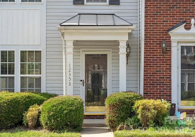 Photo 2 of Townhouse for sale at 12353 Jessica Pl, Charlotte, NC 28269 | MLS# 4396126 | Listing updated on 2026-07-20