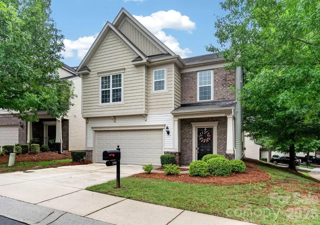 1st image of 3702 Park South Station Blvd, Charlotte, NC 28210 | MLS# 4396144