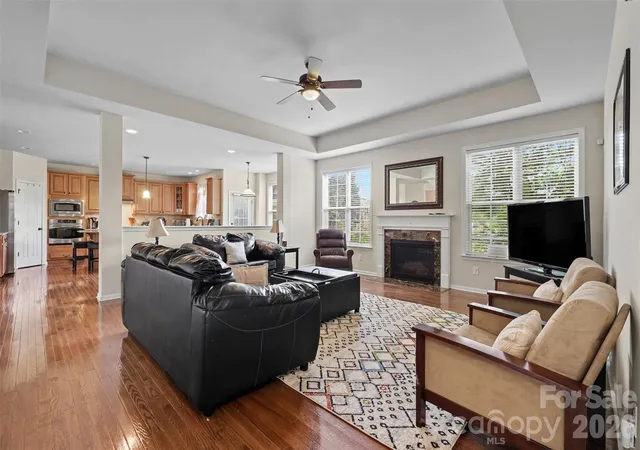 Photo 3 of Single family home for sale at 1008 Hawker Rd, Matthews, NC 28104 | MLS# 4396148 | Listing updated on 2026-09-30