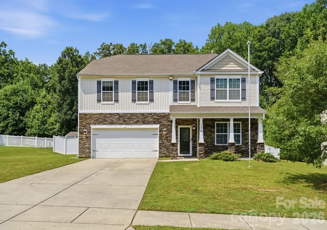 Homes for sale in Mount Holly, NC | 137 Rippling Water Dr, Mount Holly, NC 28120 | MLS# 4396170