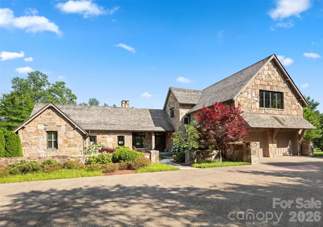 3rd image of 332 Walnut Valley Pkwy, Arden, NC 28704 | MLS# 4396181
