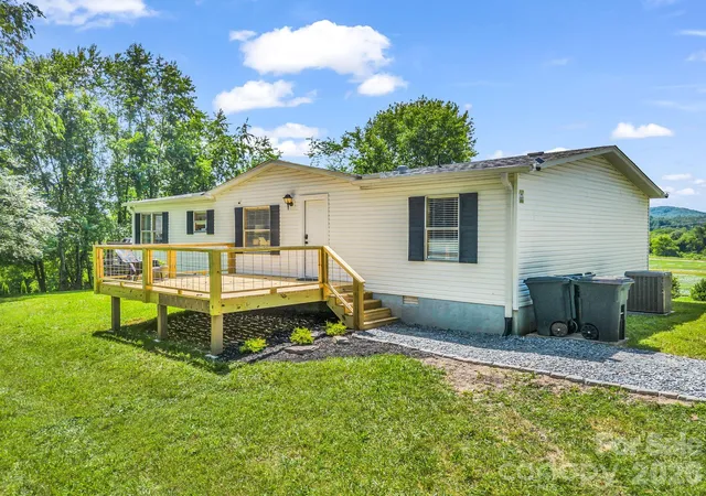 3rd image of 210 Banner Farm Rd, Mills River, NC 28759 | MLS# 4396188
